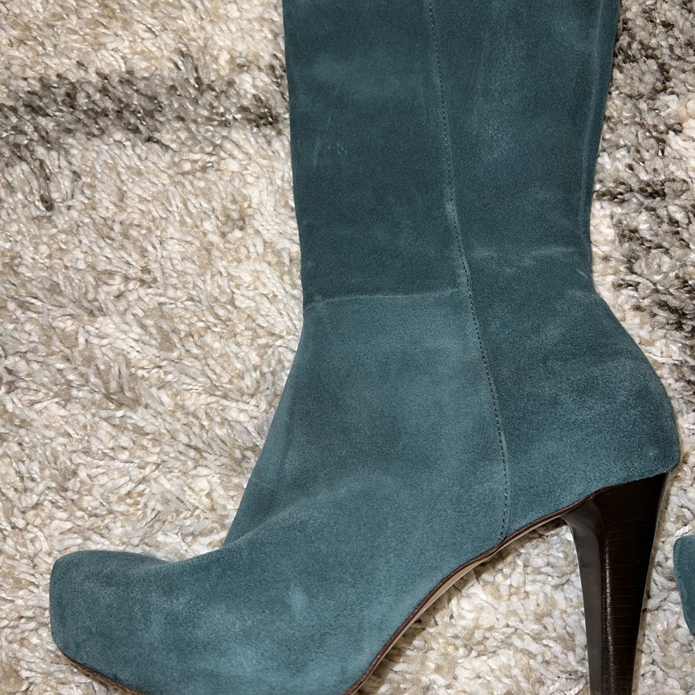 Butter Suede Gray-Blue Aqua Pull On Ankle Zip Boots Size 7.5 Made In Italy - Picture 2 of 12